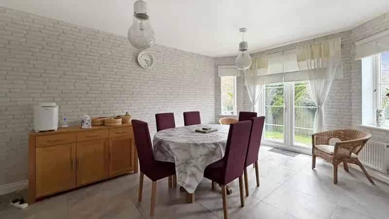 4 Bedroom Detached House For Sale Westbury