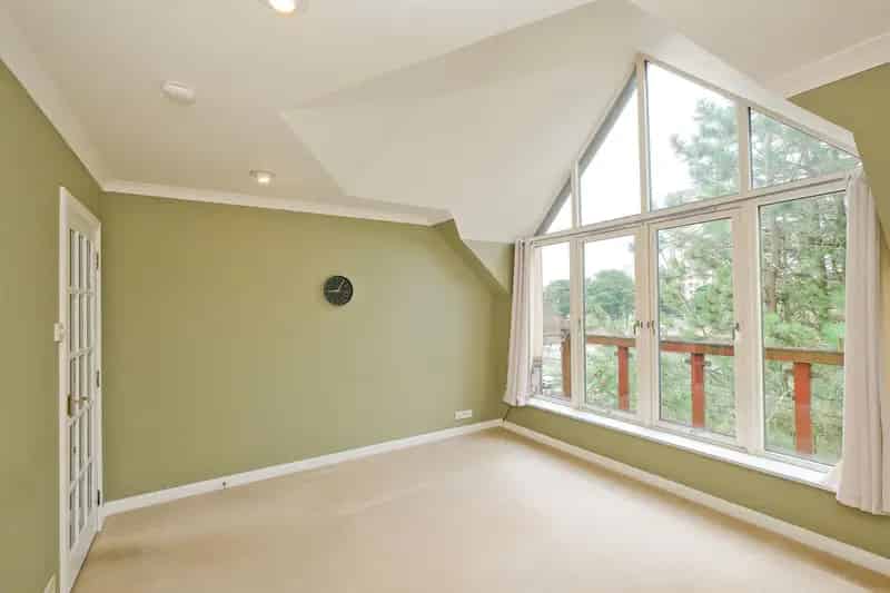 Executive 1-Bedroom Apartment in Old Aberdeen Near University