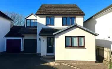 4 Palmers Close Family Home Modernized Extended 4 Bedrooms
