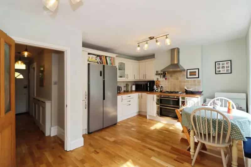 2 Bedroom Semi Detached House Fishponds