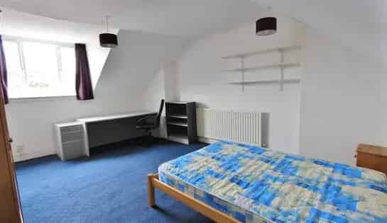 4 rooms house of 9 m² in Sheffield