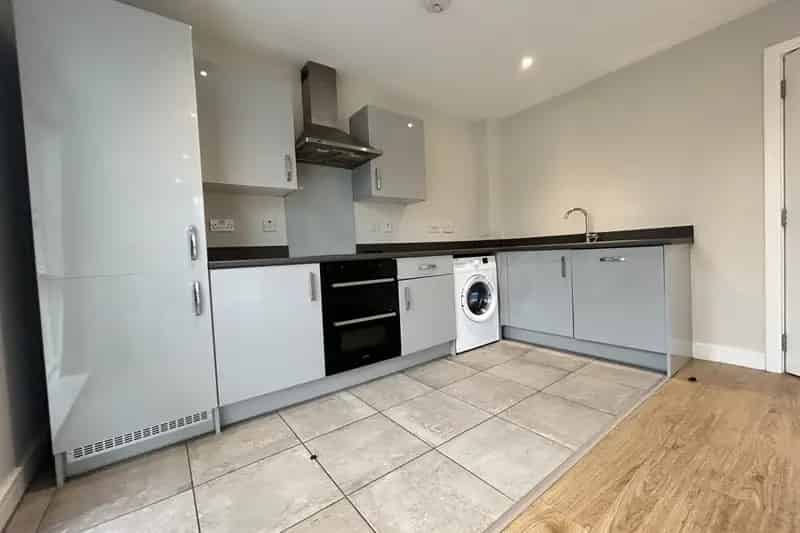 Two Bedroom Two Bathroom Apartment With Parking Available Now
