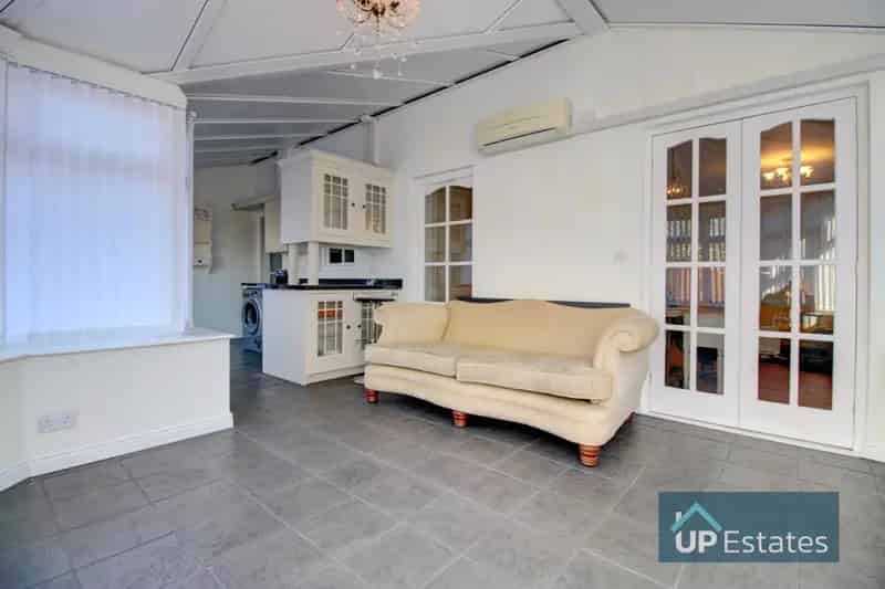 3 Bedroom End Terrace House to Rent Coventry