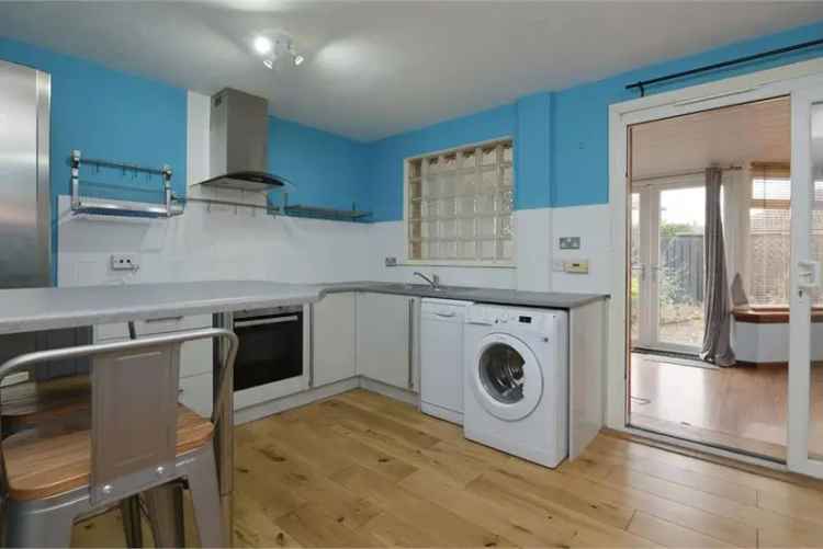 3 Bed House - Semi Detached with 1 Reception Room