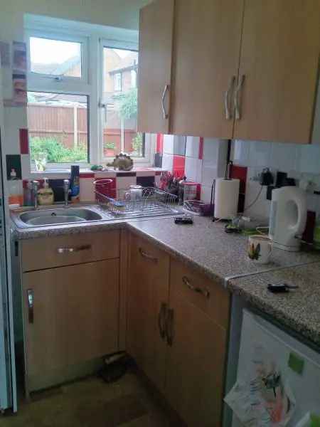 Bungalow For Rent in Maldon, England