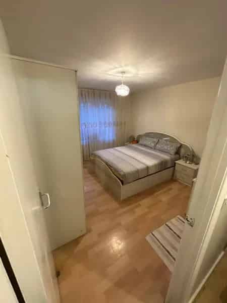 Lovely 2 Bedroom Flat Near Upney Station