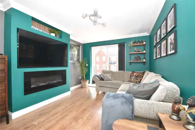 House For Sale , Wakefield, England