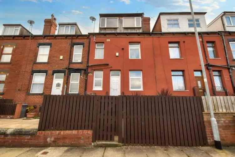 House For Sale in Leeds, England