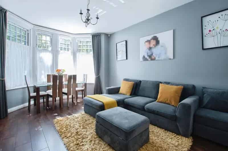 2 Bedroom Ground Floor Flat for Sale Pets Permitted