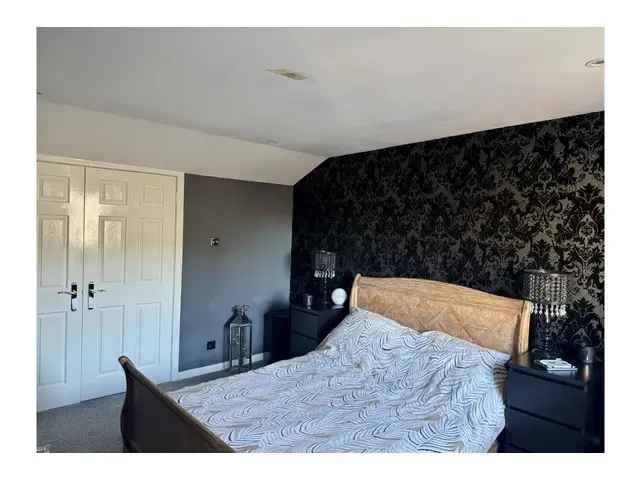 3 bedroom end-terraced house for sale