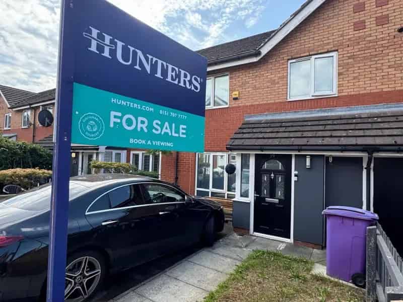 3 Bedroom House For Sale in Arnold Crescent