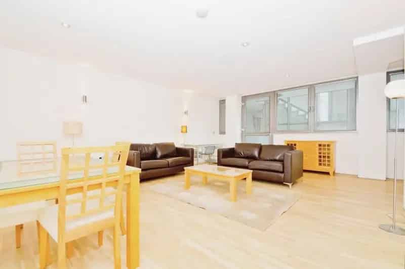2 Bedroom Flat To Let Near Whitechapel