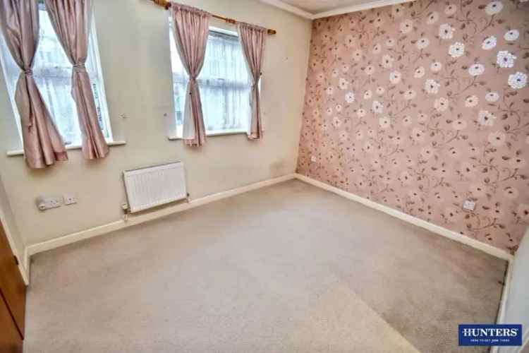 2 bed flat for sale