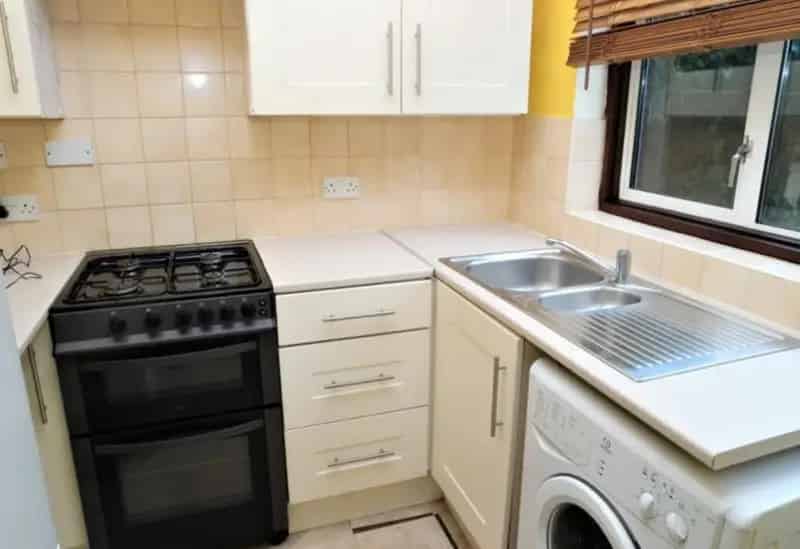 1 Bedroom Flat House to Rent