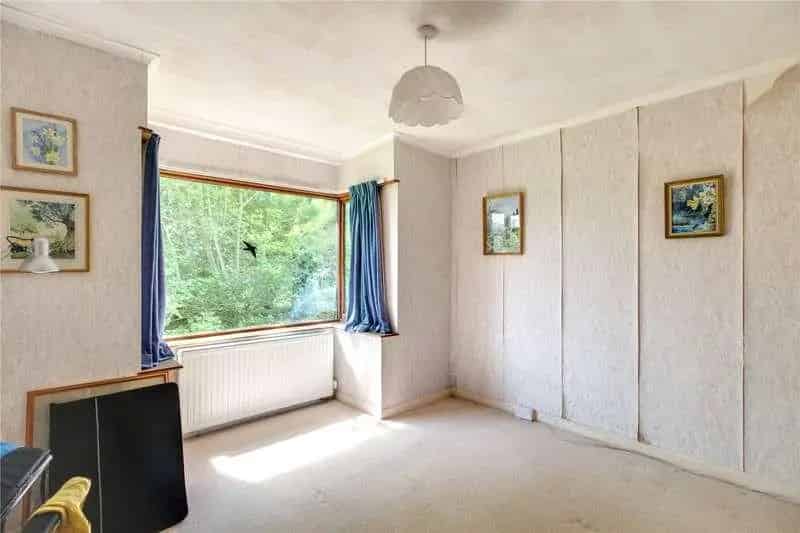 4 Bed Detached Bungalow For Sale - Renovation Project or Development Opportunity