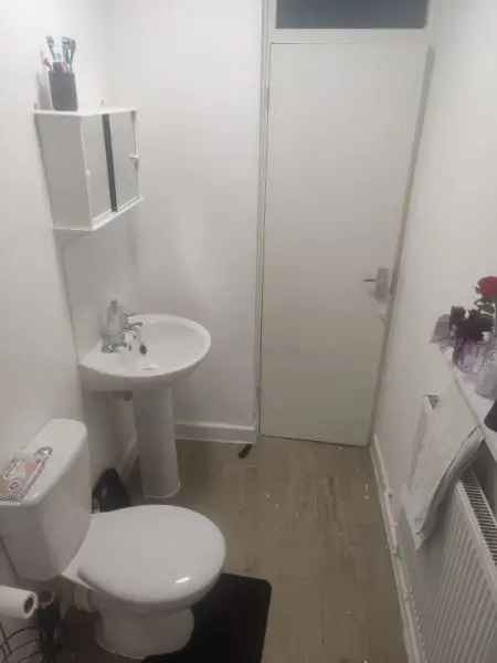 Flat For Rent in Uttlesford, England