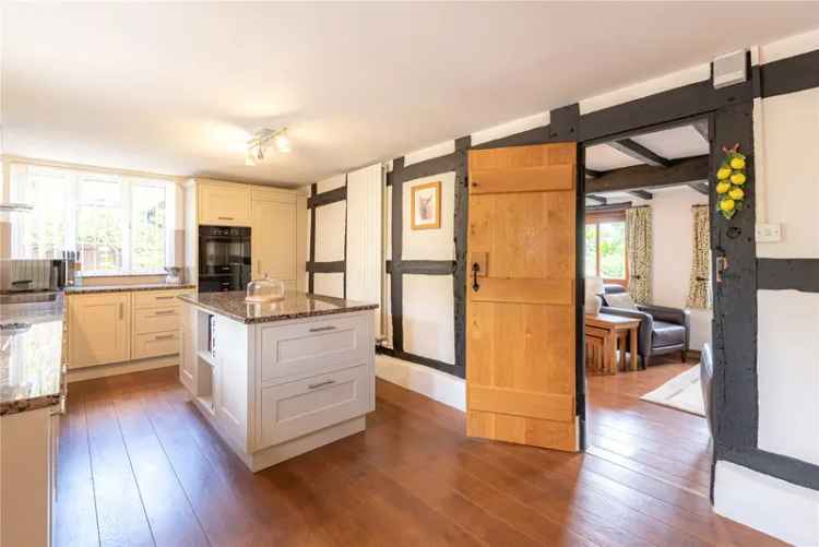 Detached House for sale with 4 bedrooms, Bearwood, Pembridge