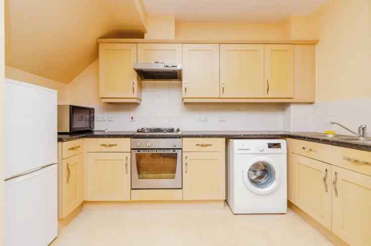 Flat For Sale in Lichfield Road, Walsall, England