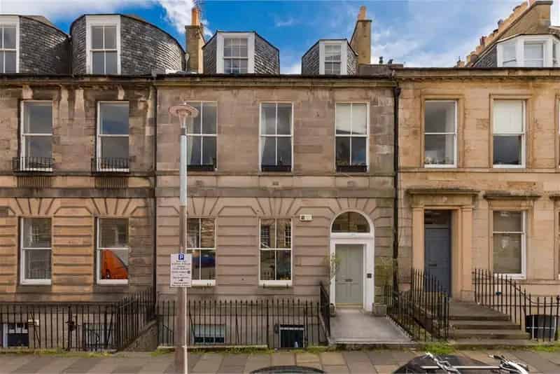 2 Bed Flat New Town Edinburgh - Ground Floor with Garden