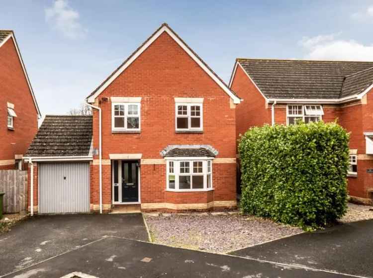 4 Bedroom Detached House For Sale Near Digby Station