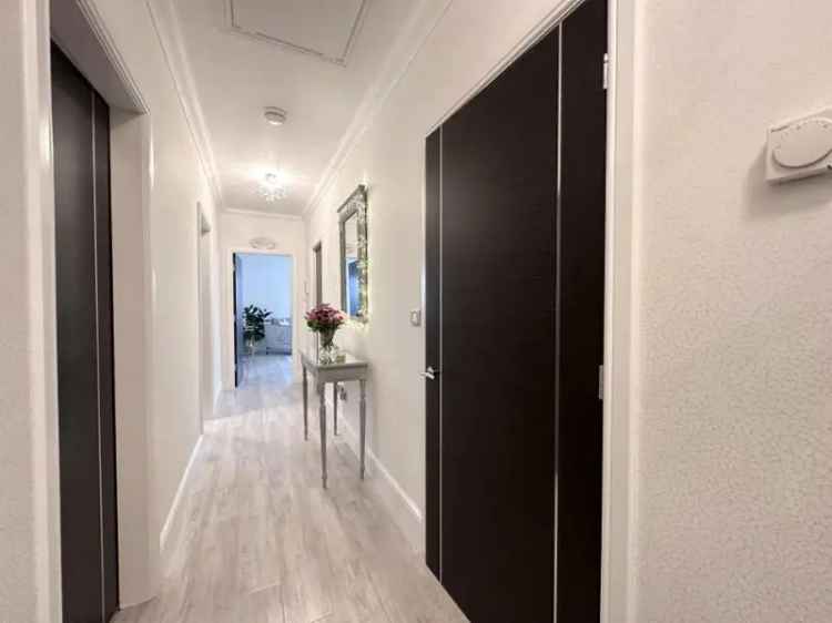 3 Bedroom Apartment for Sale South Facing Garden Terrace 1400 sq ft