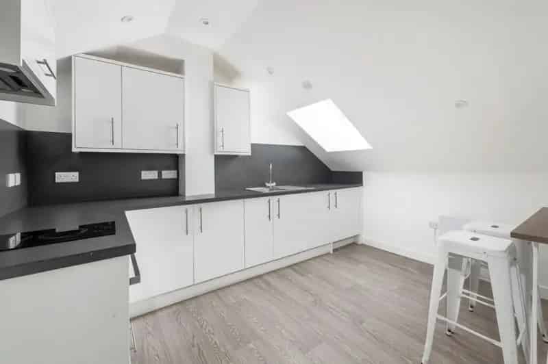 2 Bedroom Flat near Bath Train Station - Student Accommodation