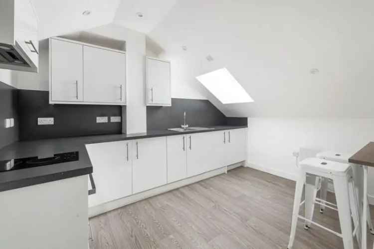 2 Bedroom Flat near Bath Train Station - Student Accommodation