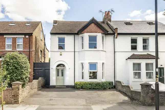 Six Bedroom Family Home or Investment Property Near Station