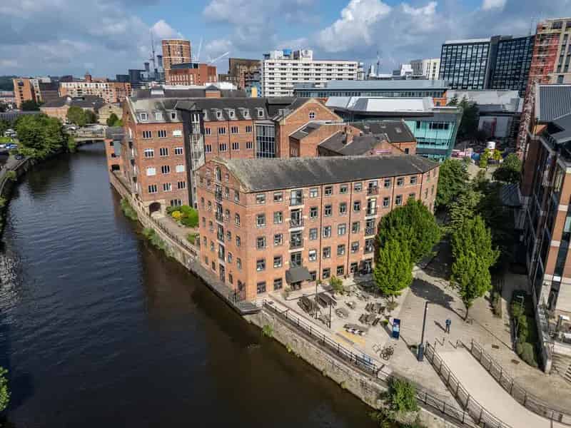 Commercial property For Rent , Newbury, England