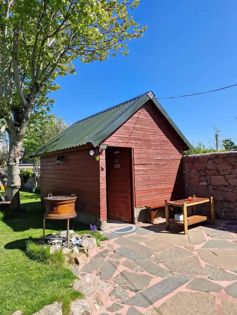 Spacious Stone House with Large Garden Near Town Centre