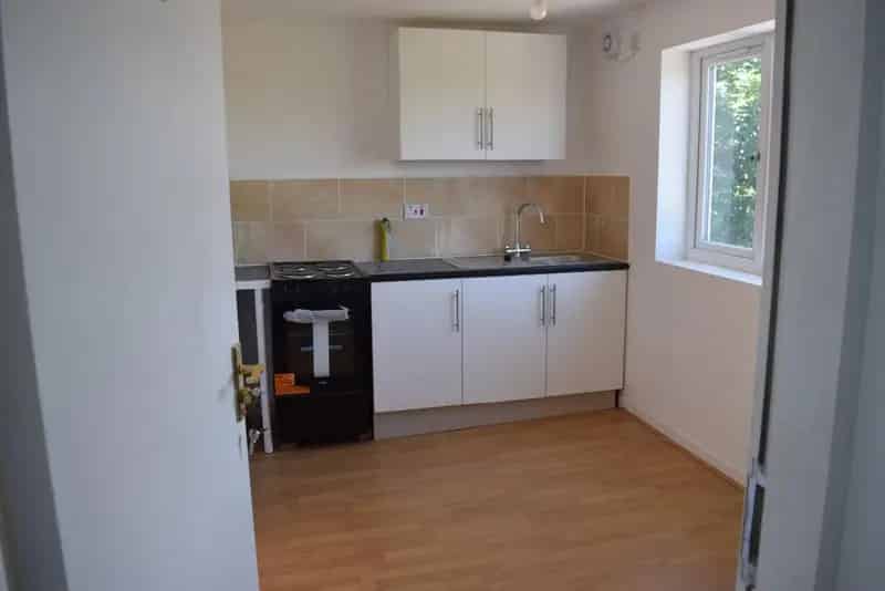 Studio Apartment to Rent - Modern and Convenient