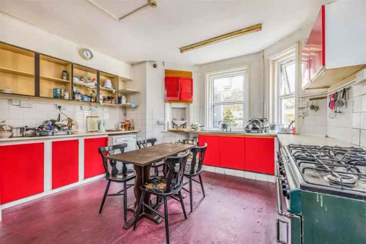 14 Bedroom Terraced House for Sale in Bournemouth