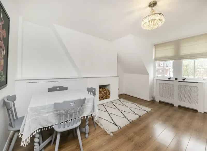 Stunning One Bedroom Flat Telford Park High Standard
