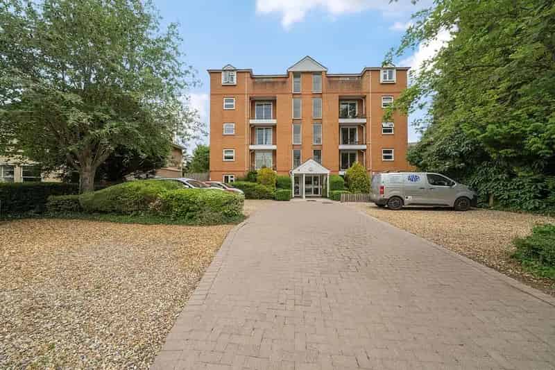 2 Bedroom Apartment for Sale Near Westbury Village