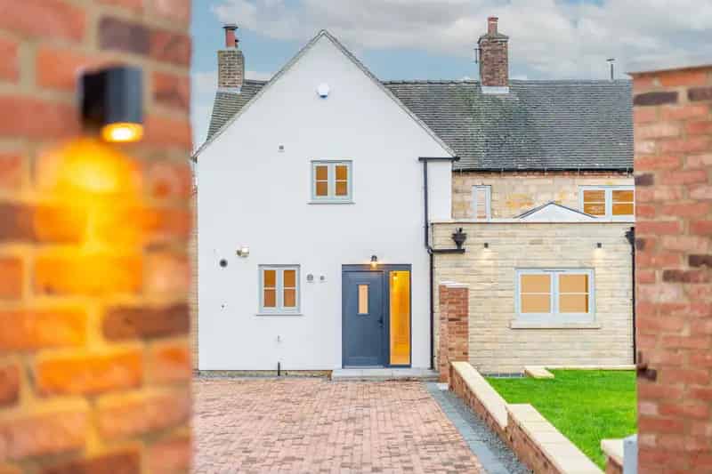 Detached Stone Cottage Derbyshire 4 Bedrooms Recently Renovated