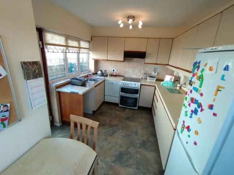 3 bedroom semi-detached bungalow for sale