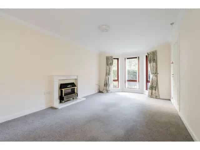 1 Bedroom Retirement Flat for Sale