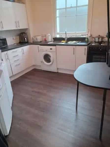 2-Bed Georgian Conversion Near Angel Highbury Stations