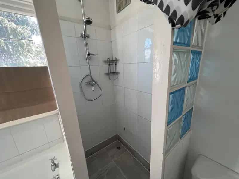 2 bedroom Flat
 To Let