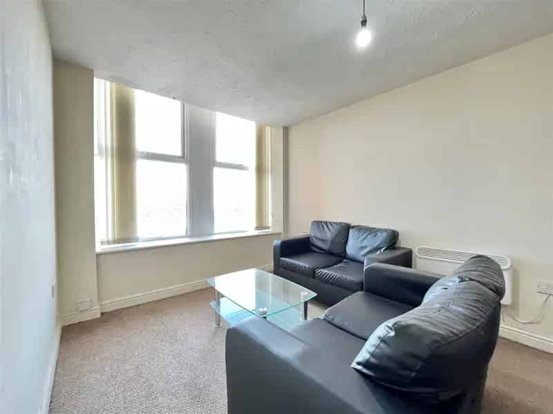 1 Bedroom Apartment House to Rent