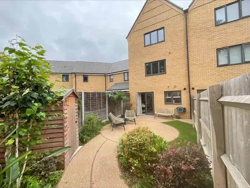 4 Bedroom Townhouse for Sale Near Riverside
