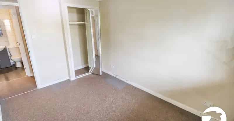 1 Bedroom Flat for Sale Near Nuxley Village