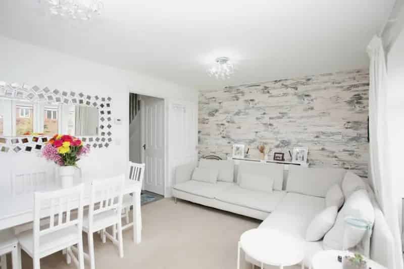 3 Bed Semi Detached House in Rugby