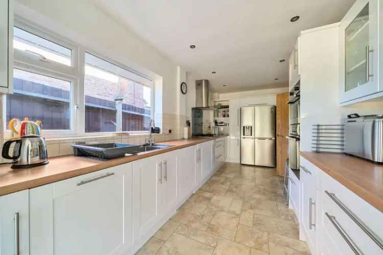 4 Bed Family Home for Sale in Basingstoke