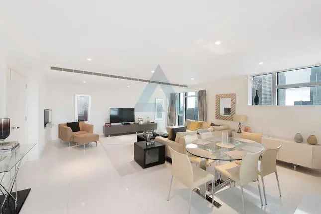 Luxury Canary Wharf Sub Penthouse Apartment 1650 sq ft