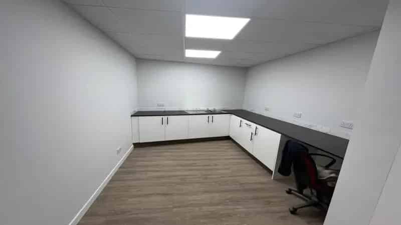 High Street Office Retail Premises Refurbished 1016 sq ft Rates Relief
