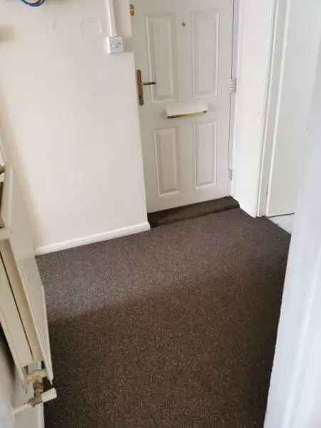 Flat For Rent in North Warwickshire, England