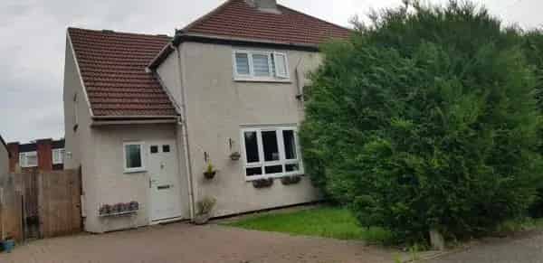 3 Bed Semi Detached House Family Home RTB Pets Allowed