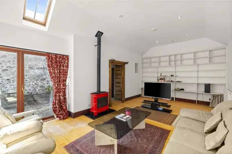 4 Bed House - Others with 2 Reception Rooms