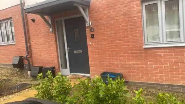 Ground Floor Flat New Build with Own Entrance and Drive